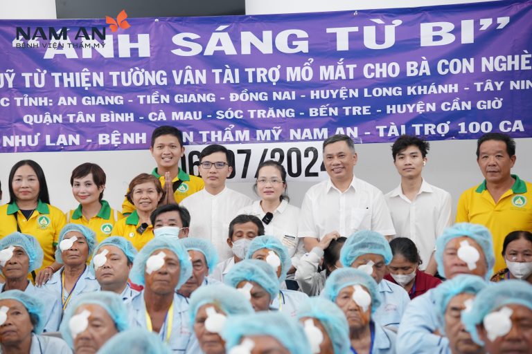 Chương trình Mổ mắt cho bệnh nhân nghèo (4)