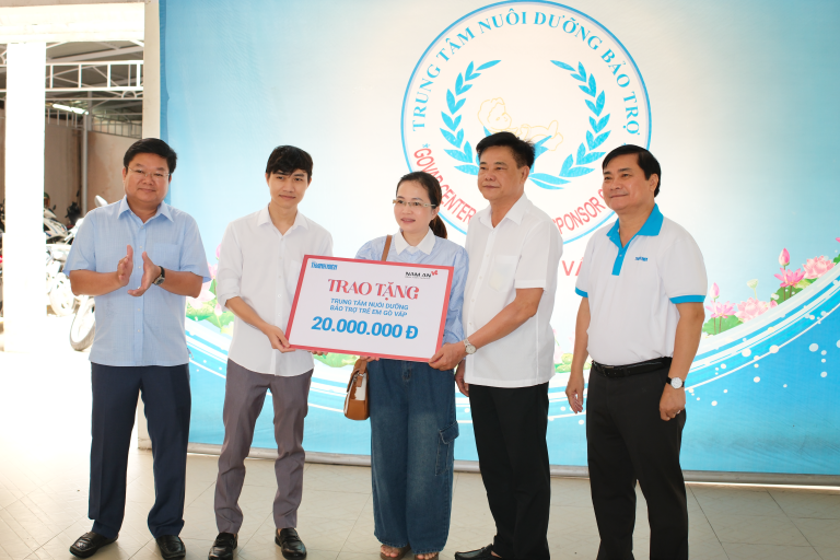 Chương trình thiện nguyện tại các Trung tâm bảo trợ trẻ em TP (4)